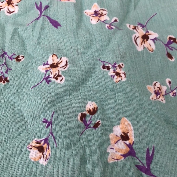 Mint green sundress with floral pattern - Picture 2 of 2
